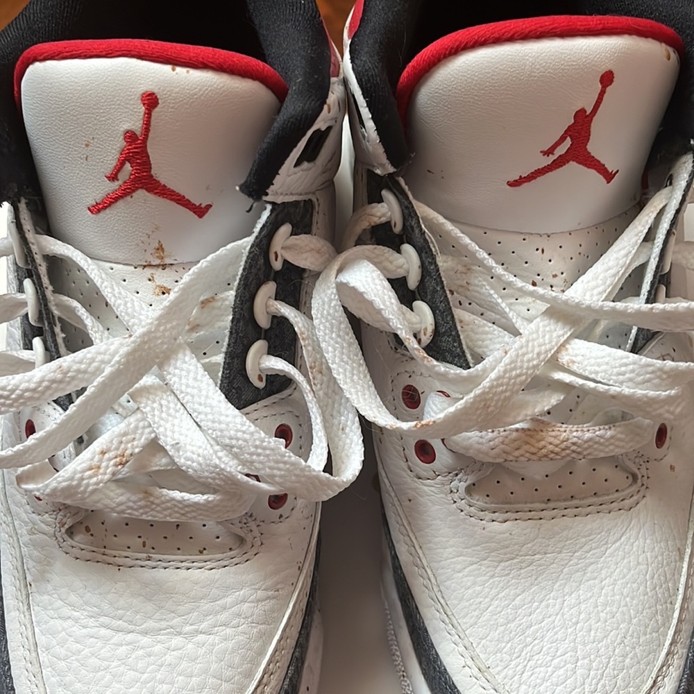 ๐ WHITE CEMENT 3โs ๐ SIZE 5.5Y - Picture 7 of 8
